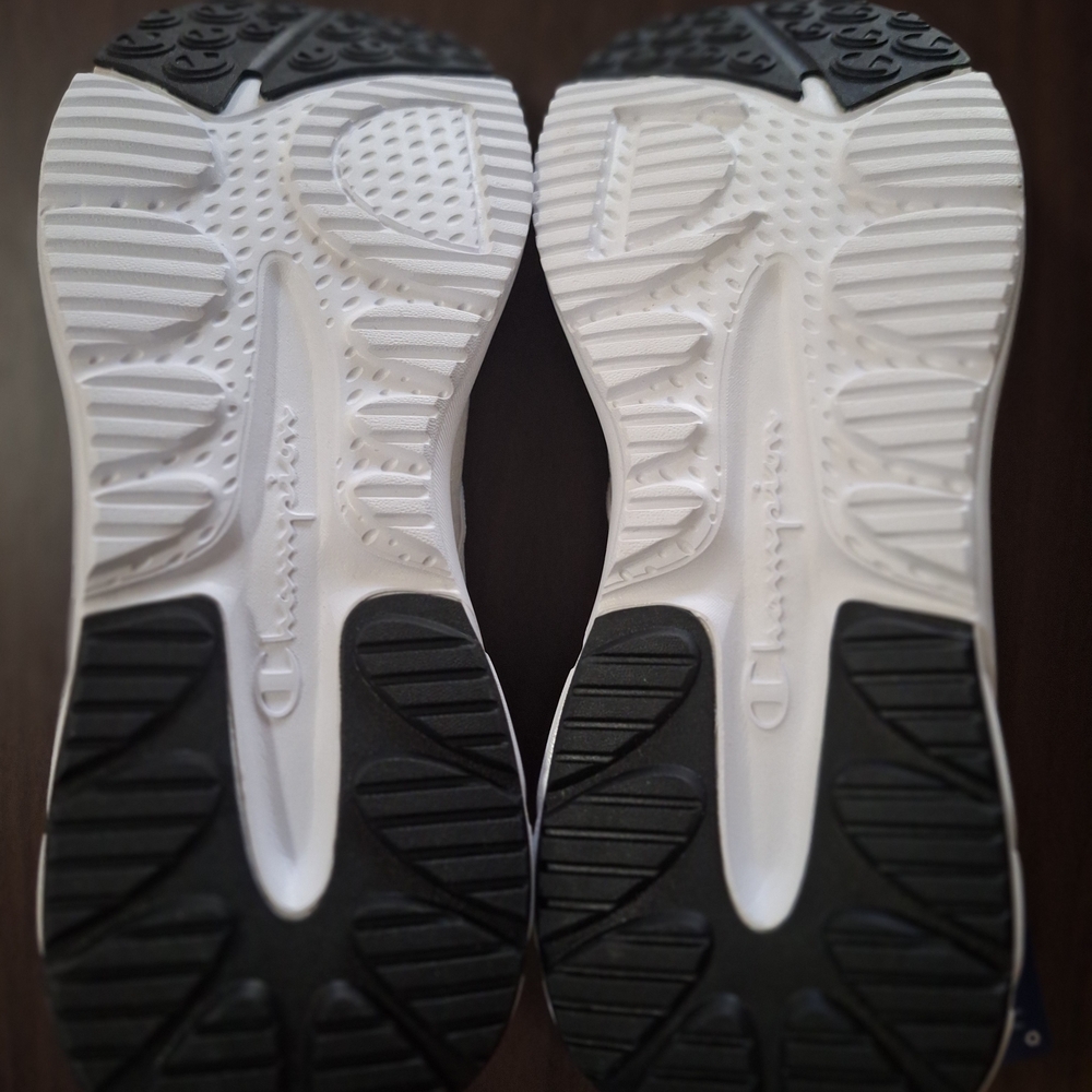 Champion White Slip-On Sneakers Fit Like Glove They Are Light Weight. - Picture 5 of 5